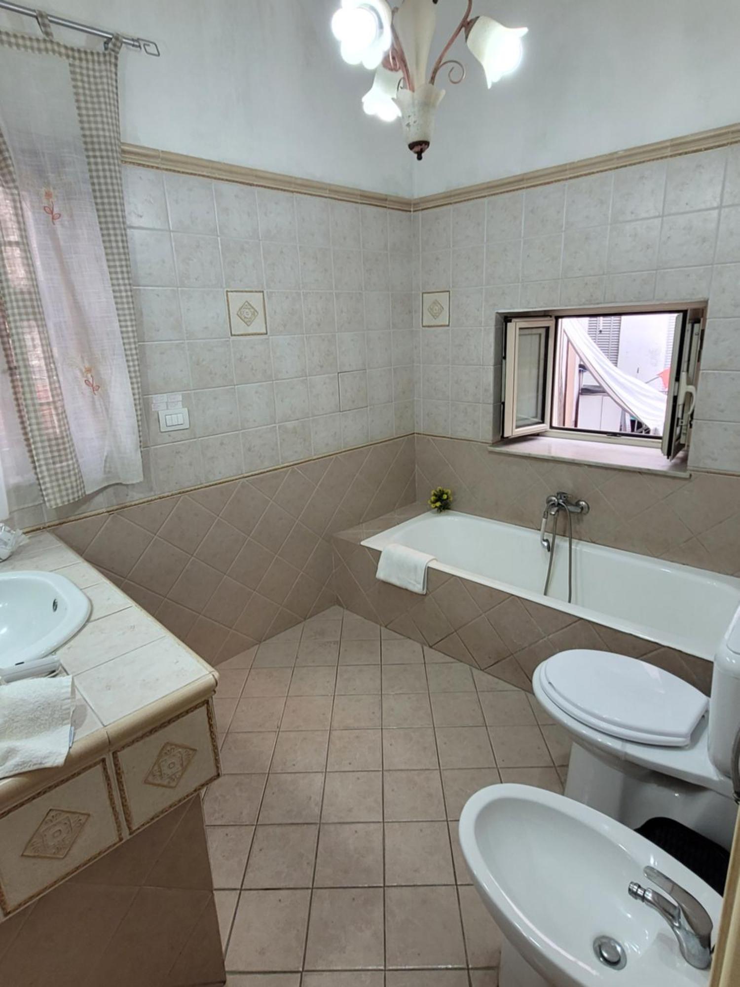 Appartement Naumachia House *